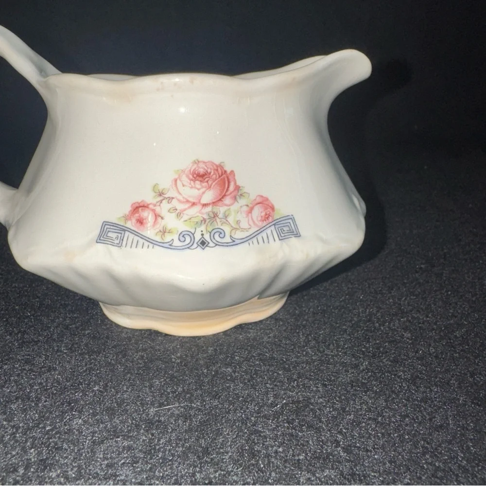Rare 1941 Homer Laughlin Creamer Pitcher 3 Pink Peonies w/ Blue Geometric Scroll